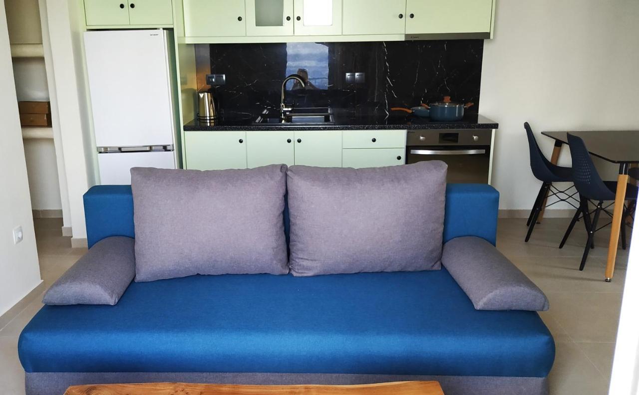 Aelia Mare Penthouse Apartment Isternia  Exterior photo